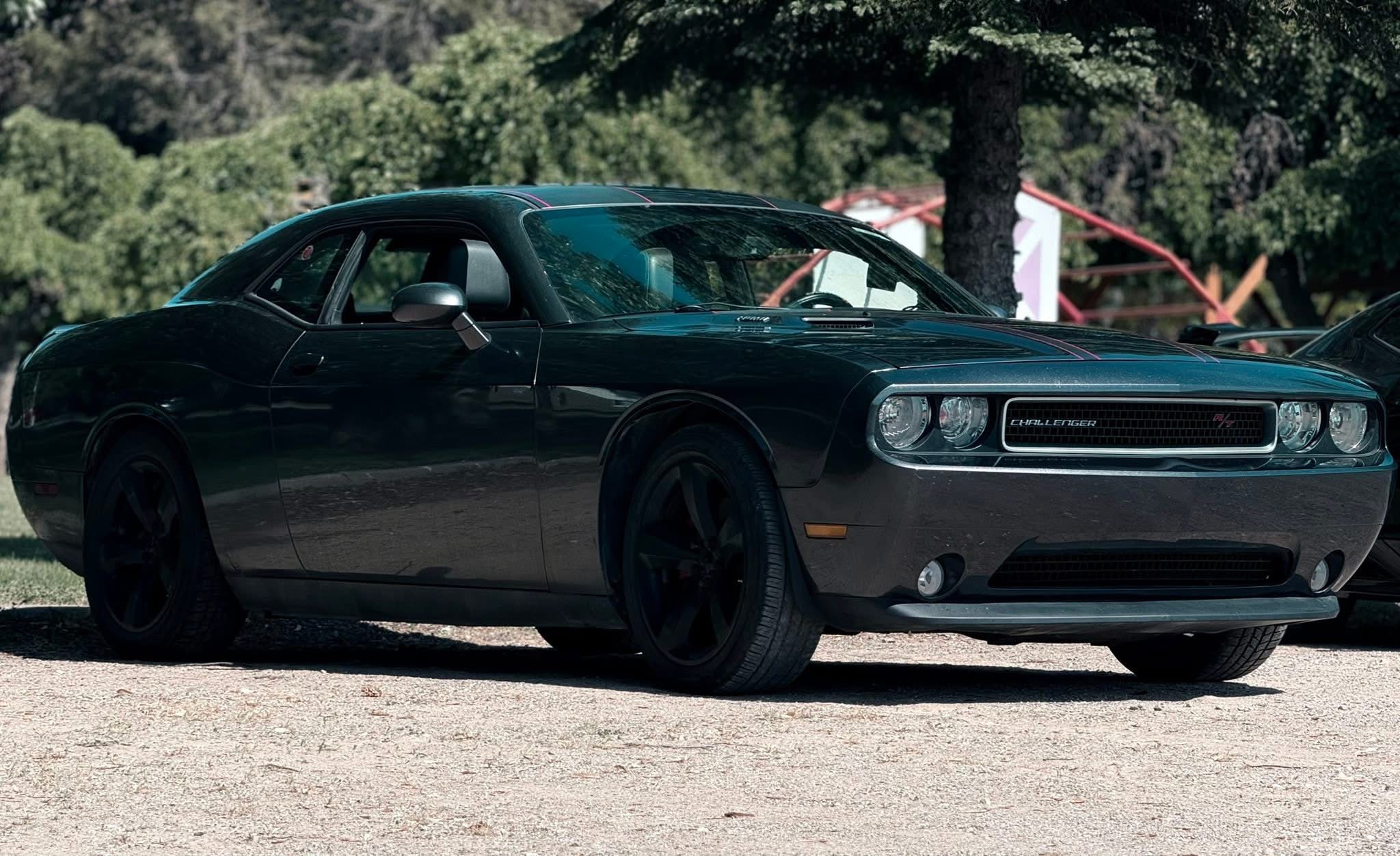 Used 2013 Dodge Challenger R/T Plus RWD image 1