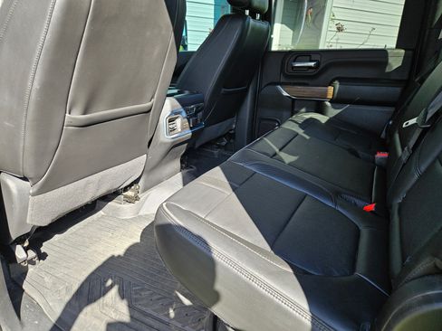 Used 2020 Chevrolet Silverado 3500 High Country image 21