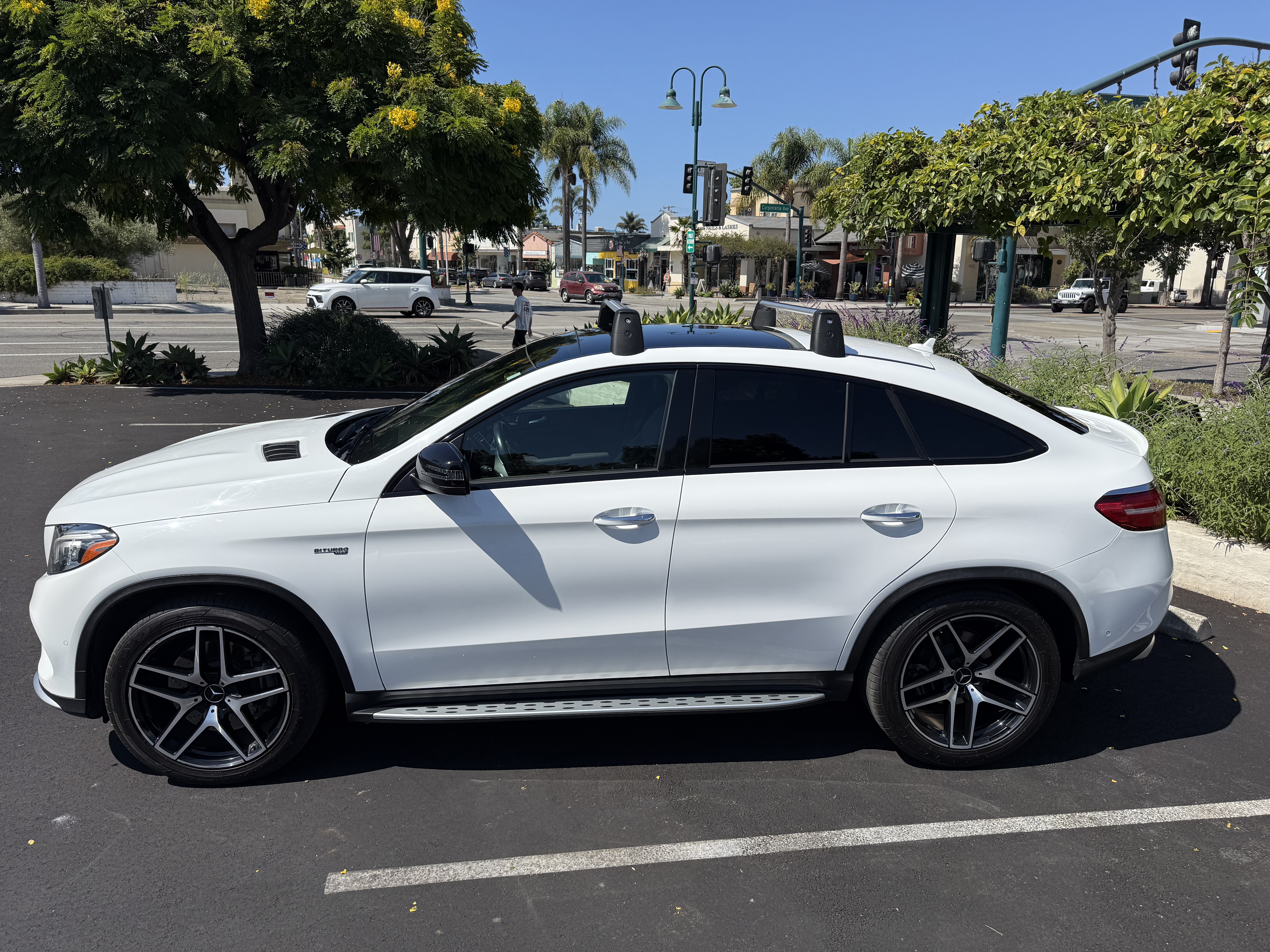 Used 2017 Mercedes-Benz GLE 43 AMG 4MATIC Coupe image 1