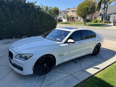 Used 2015 BMW 760Li RWD image 4
