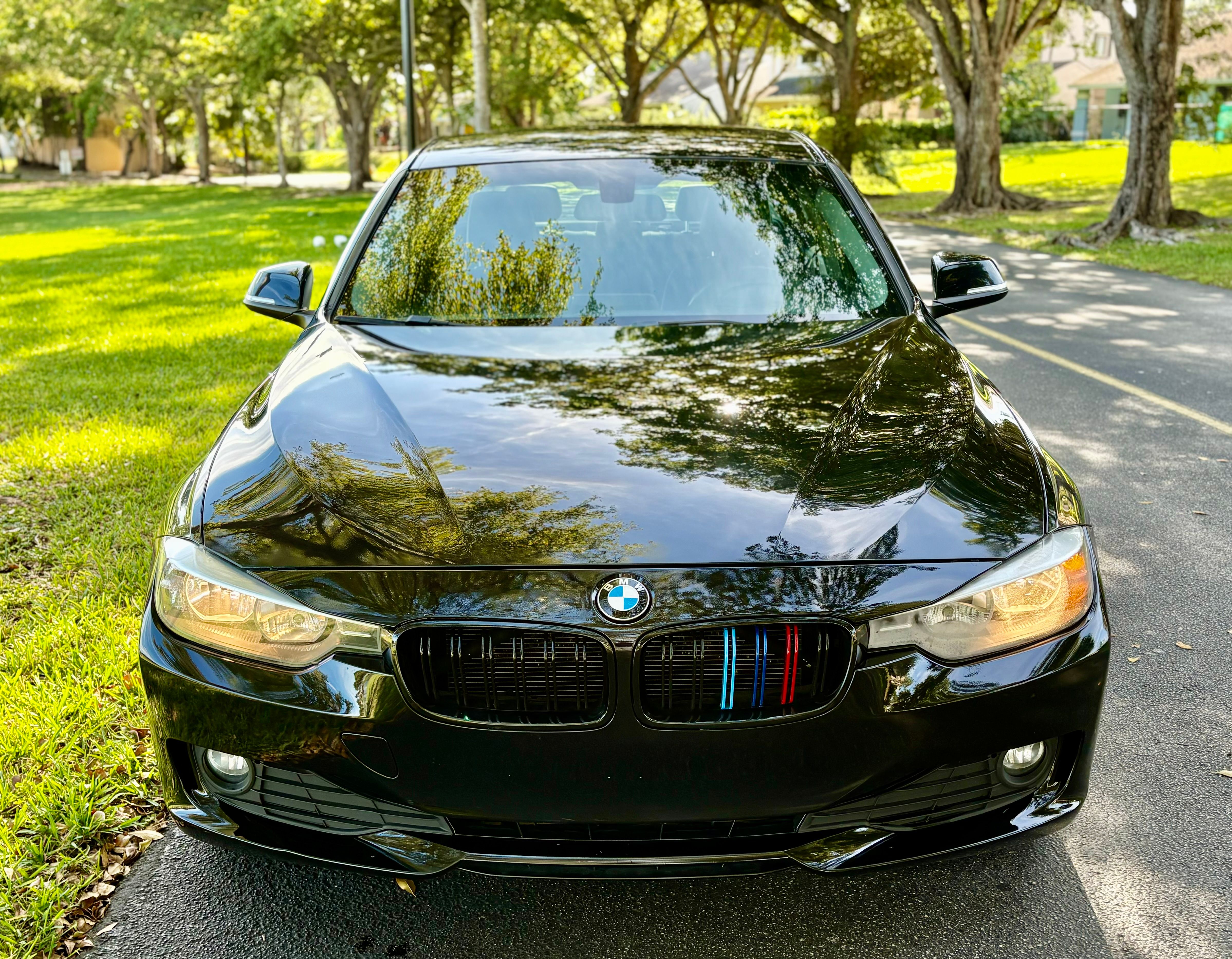 Used 2014 BMW 320i Sedan RWD image 1