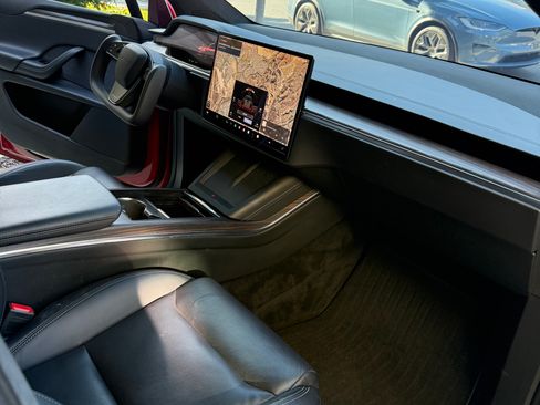 Used 2023 Tesla Model X AWD/4WD image 14