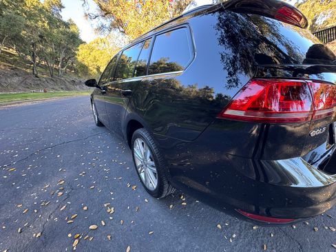 Used 2015 Volkswagen Golf TDI SE image 6