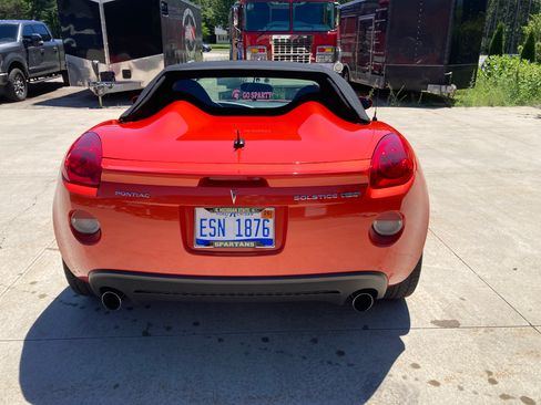 Used 2008 Pontiac Solstice GXP w/ Premium Package RWD image 5