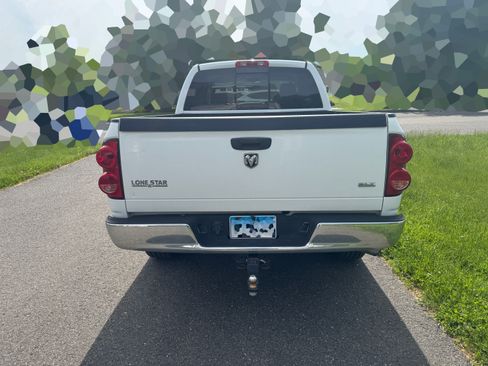 Used 2007 Dodge Ram 1500 Truck SLT RWD image 8