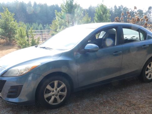 Used 2010 MAZDA MAZDA3 i Touring image 2