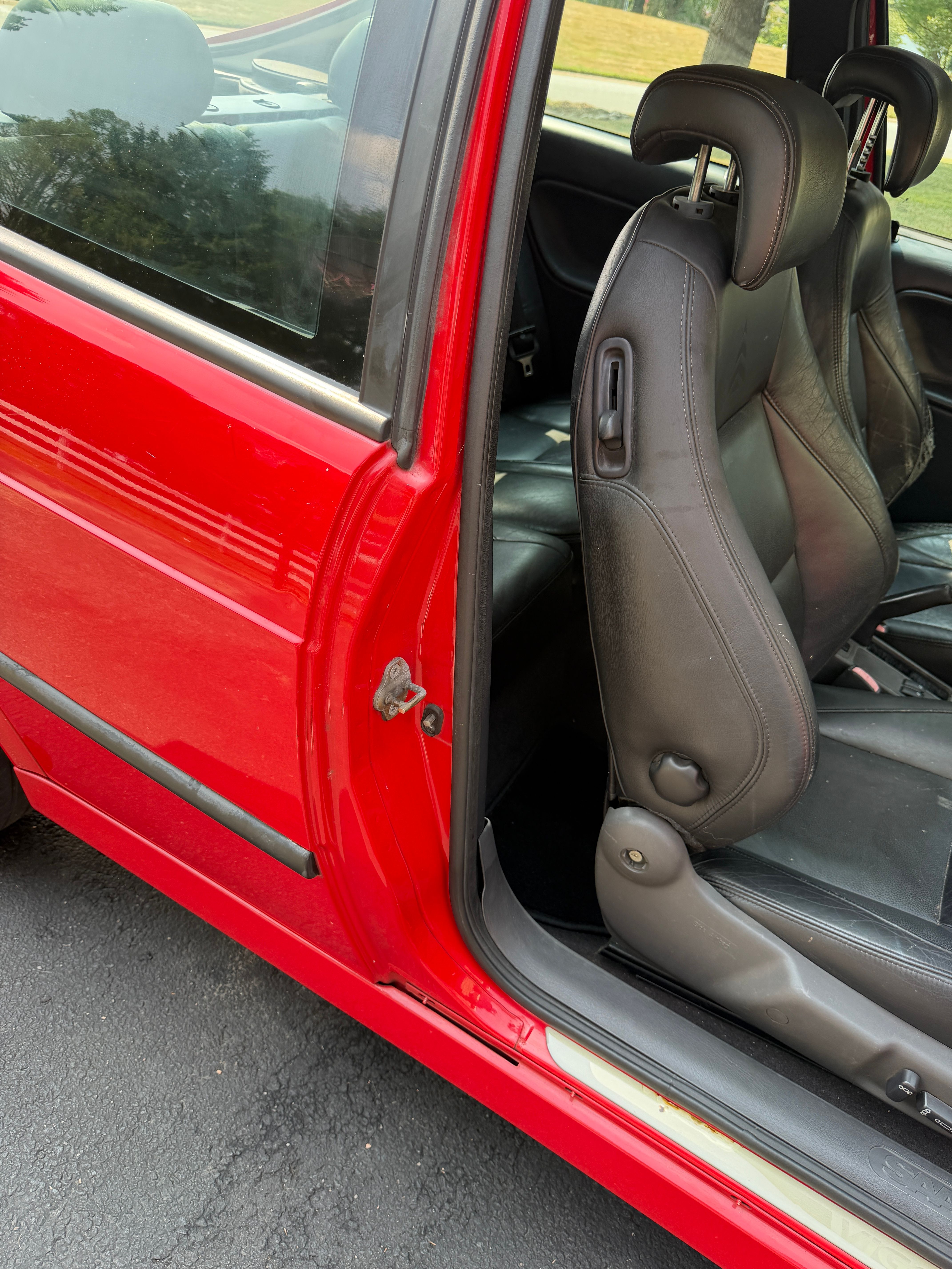 Used 2001 Saab 9-3 Viggen FWD image 17