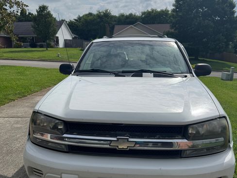 Used 2002 Chevrolet TrailBlazer LS w/ Preferred Equipment Group AWD/4WD image 5