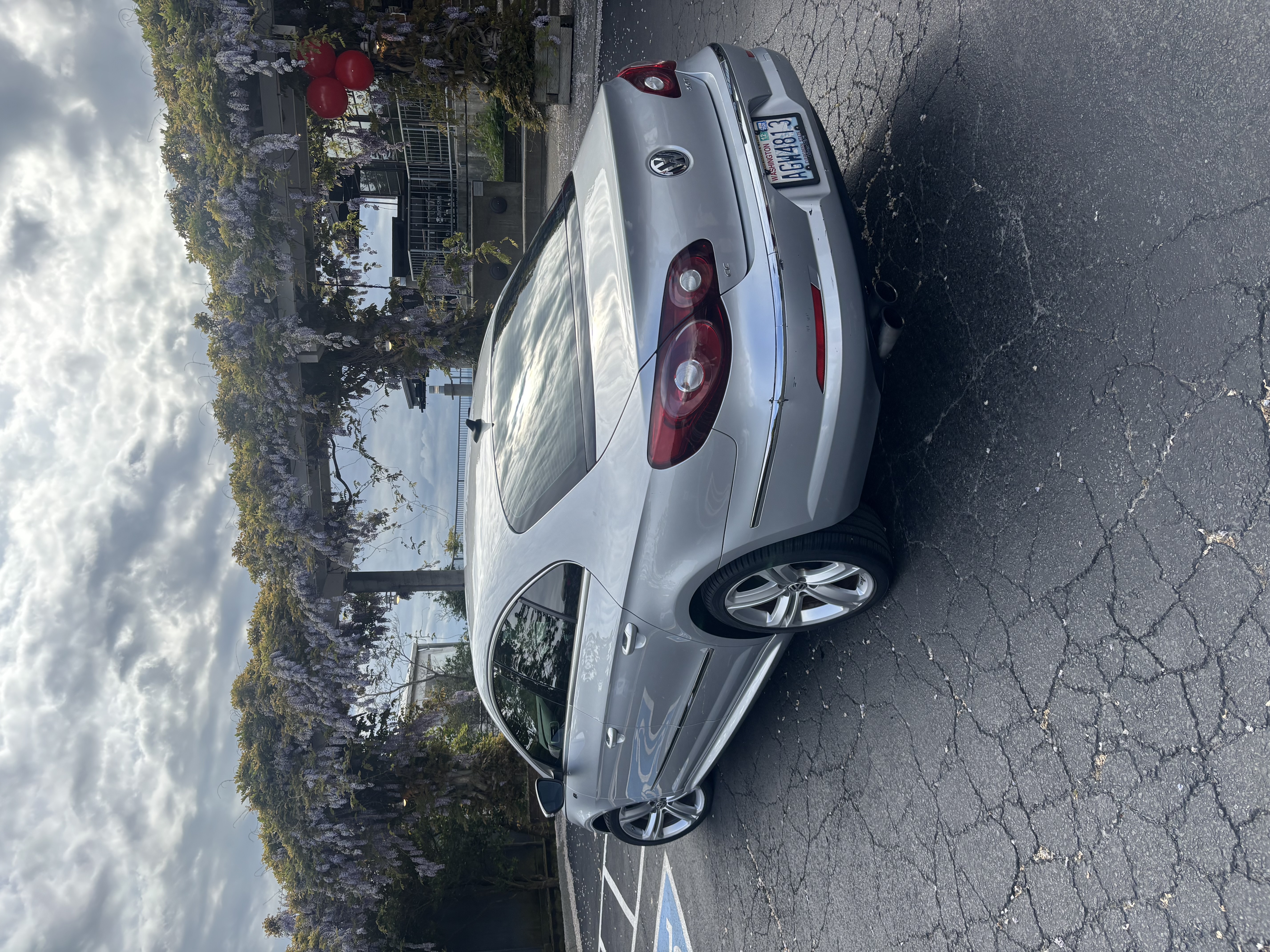 Used 2012 Volkswagen CC R-Line FWD image 4