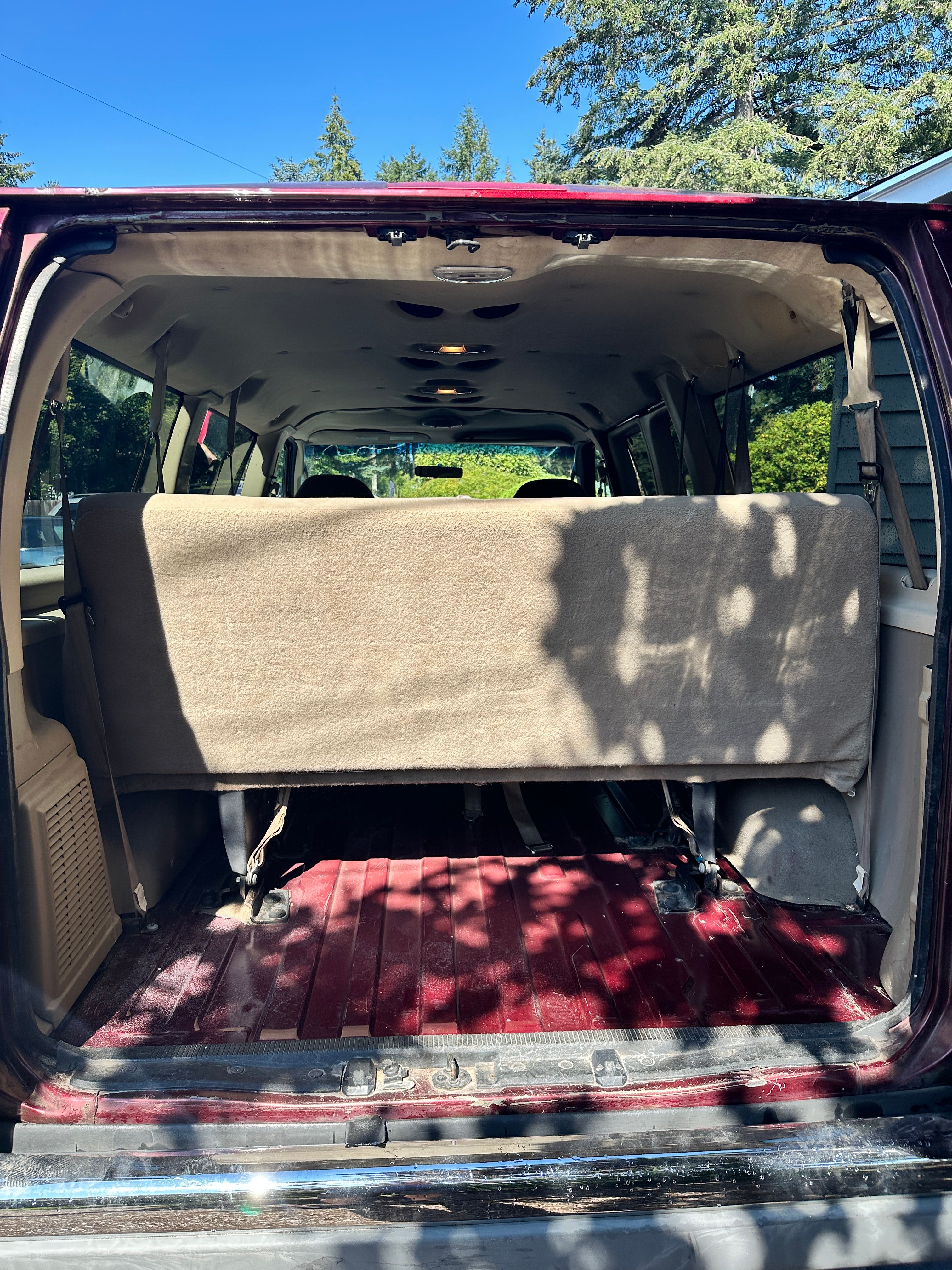 Used 2006 Ford E-350 and Econoline 350 XL RWD image 4