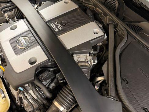 Used 2019 Nissan 370Z Coupe image 24