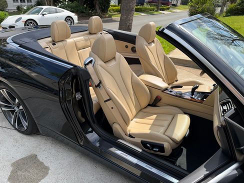 Used 2020 BMW 430i Convertible w/ Convenience Package image 8