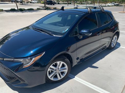 Used 2021 Toyota Corolla SE w/ Carpet Mat Package (TMS) image 5