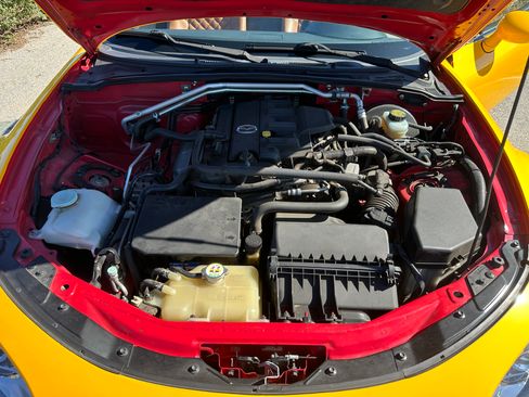 Used 2013 MAZDA MX-5 Miata Sport image 16