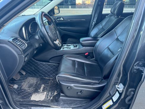 Used 2011 Jeep Grand Cherokee Overland image 6