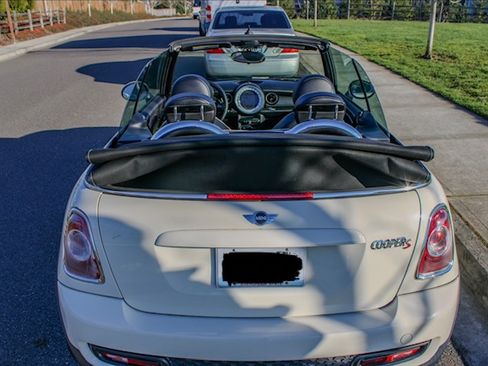 Used 2012 MINI Cooper S image 6