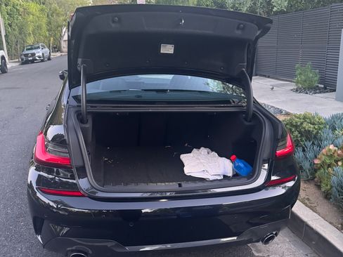 Used 2019 BMW 330i Sedan w/ M Sport Package RWD image 6