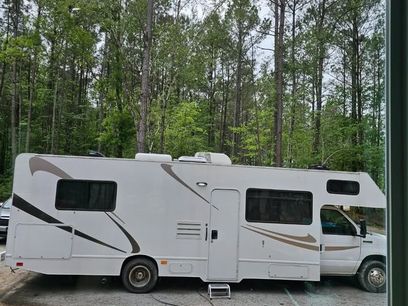 Used 2018 Ford E-450 and Econoline 450 Super Duty w/ Motorhome Prep Package