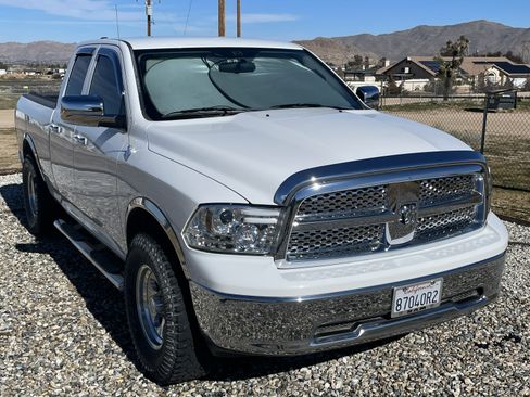 Used 2012 RAM 1500 Classic SLT image 1
