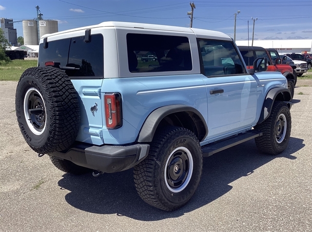Used 2024 Ford Bronco Heritage Edition AWD/4WD image 6