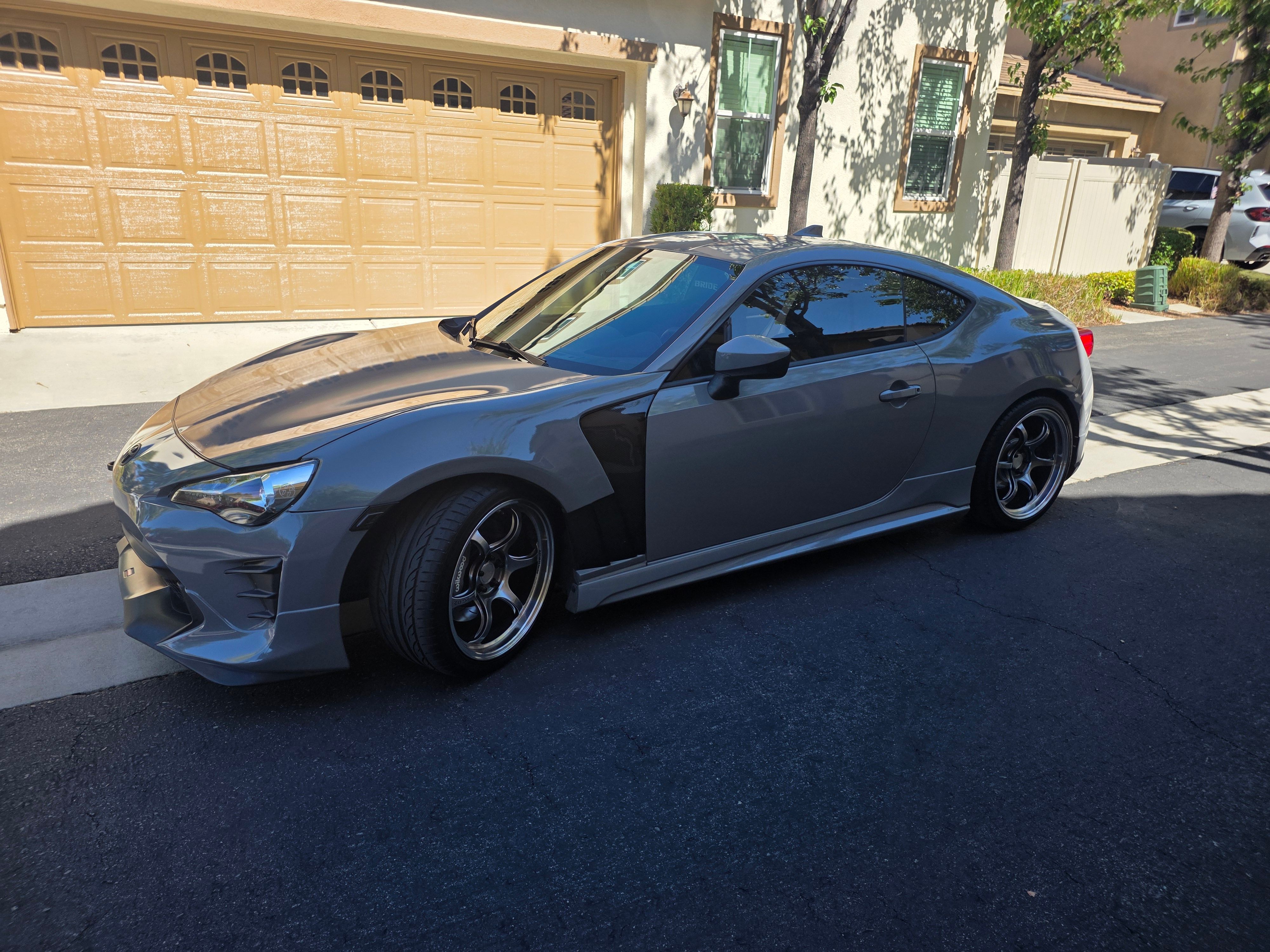 Used 2013 Scion FR-S RWD image 1