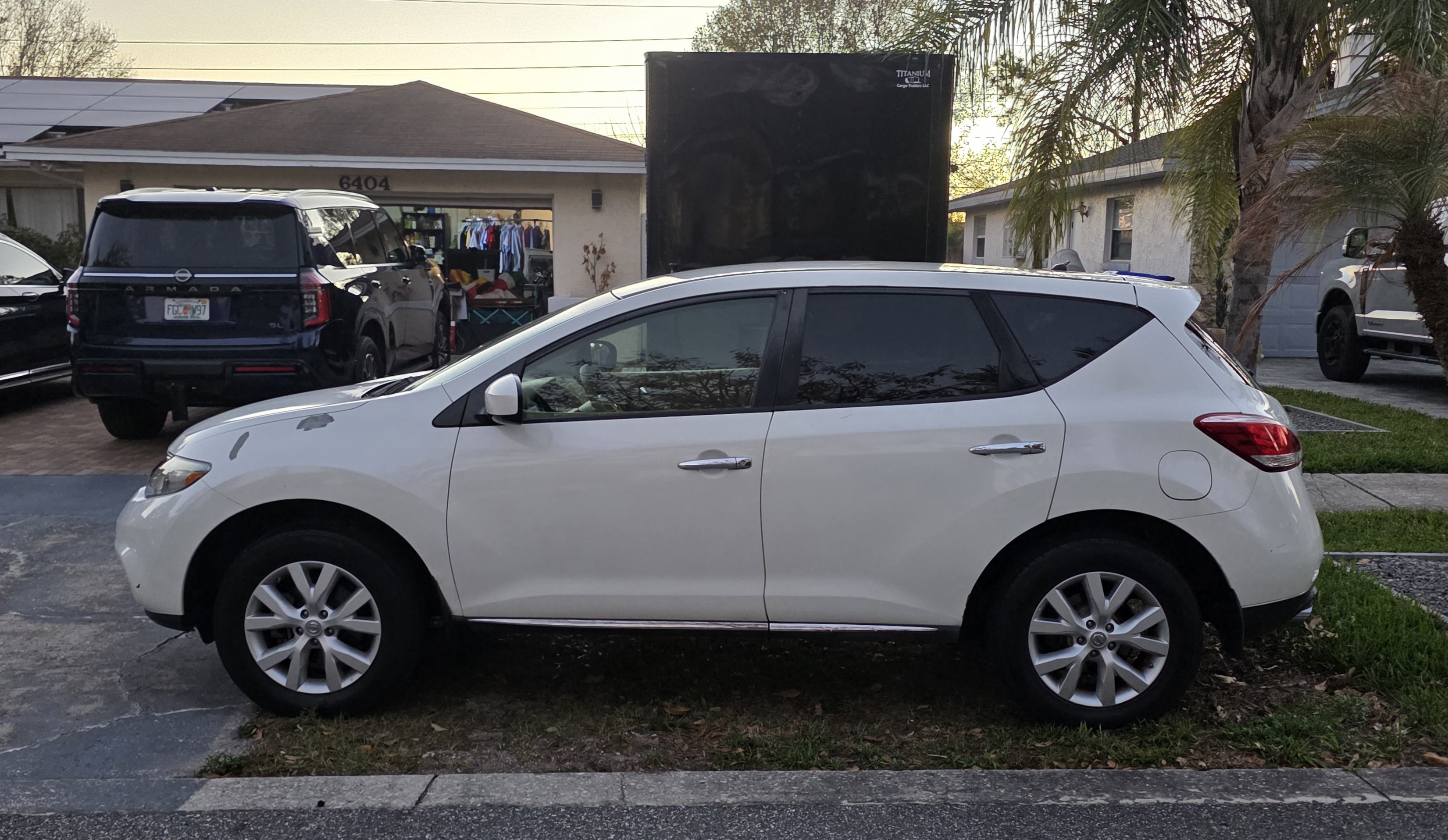 Used 2014 Nissan Murano S FWD image 1