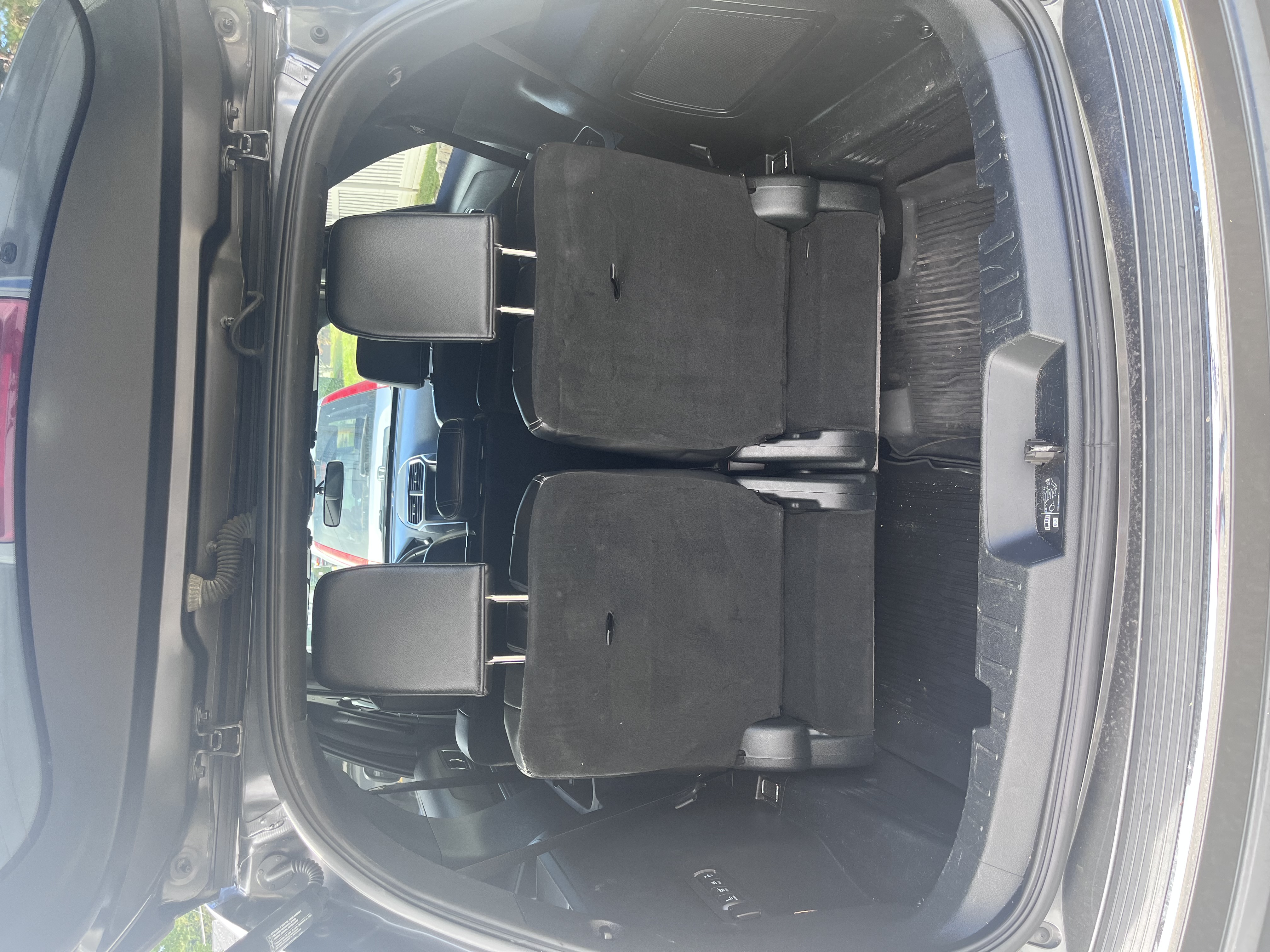 Used 2018 Ford Explorer Limited AWD/4WD image 11