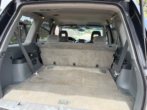 Used 2005 Honda Pilot EX image 11
