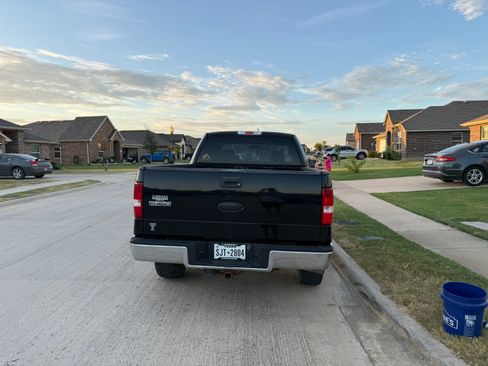 Used 2006 Ford F150 XLT image 9