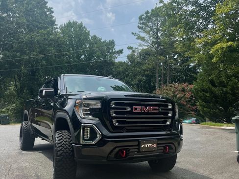 Used 2020 GMC Sierra 1500 AT4 image 9