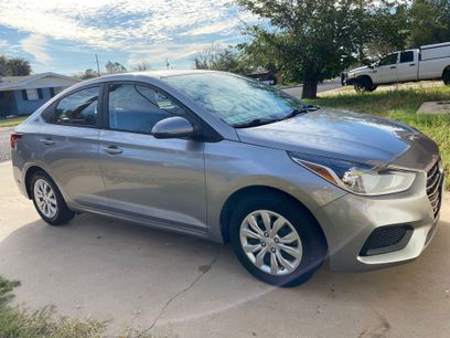 Used 2022 Hyundai Accent SE