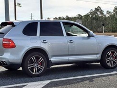 Used 2008 Porsche Cayenne Turbo AWD/4WD image 12