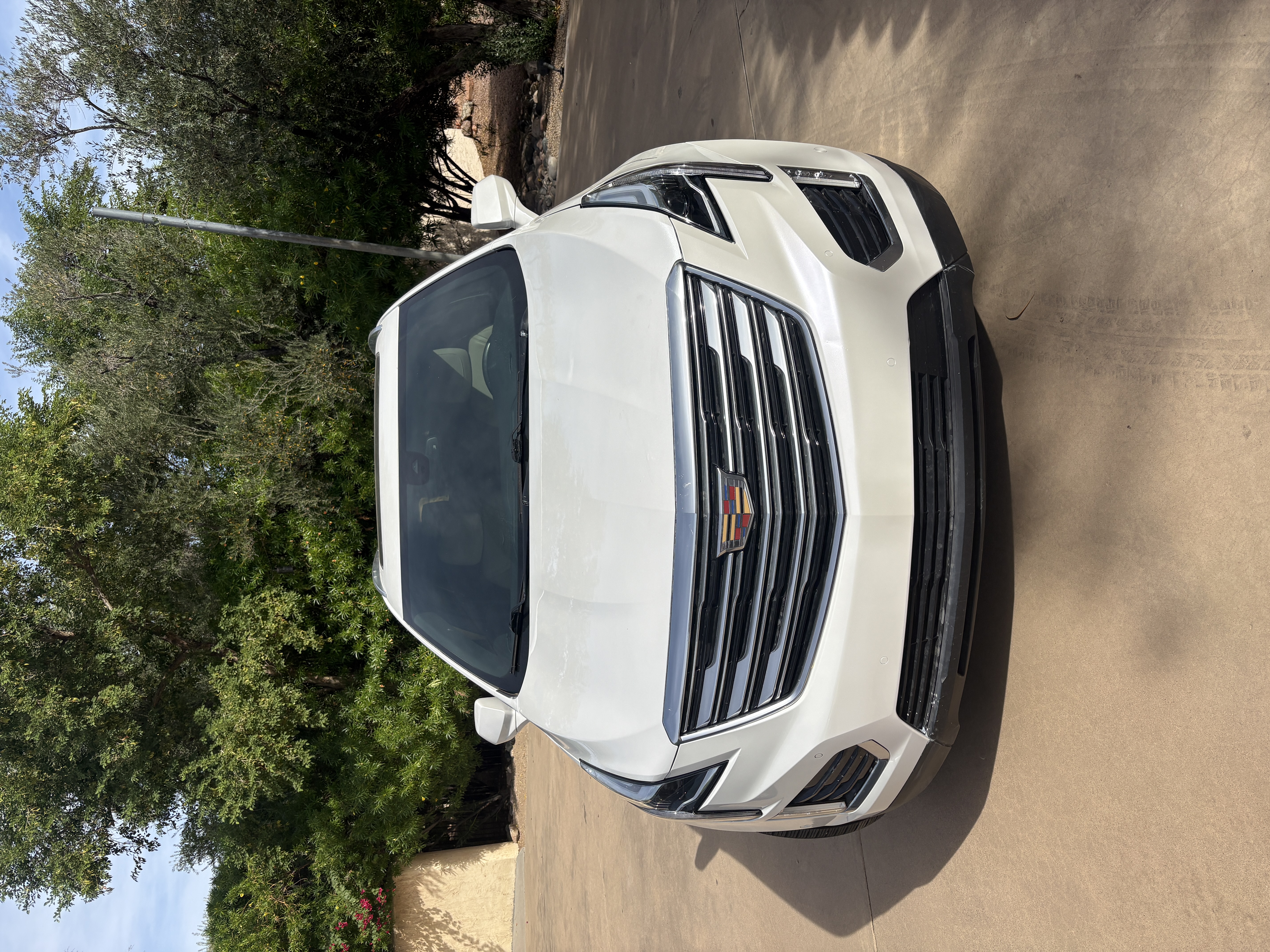 Used 2019 Cadillac XT5 Premium Luxury w/ Driver Assist Package FWD image 1