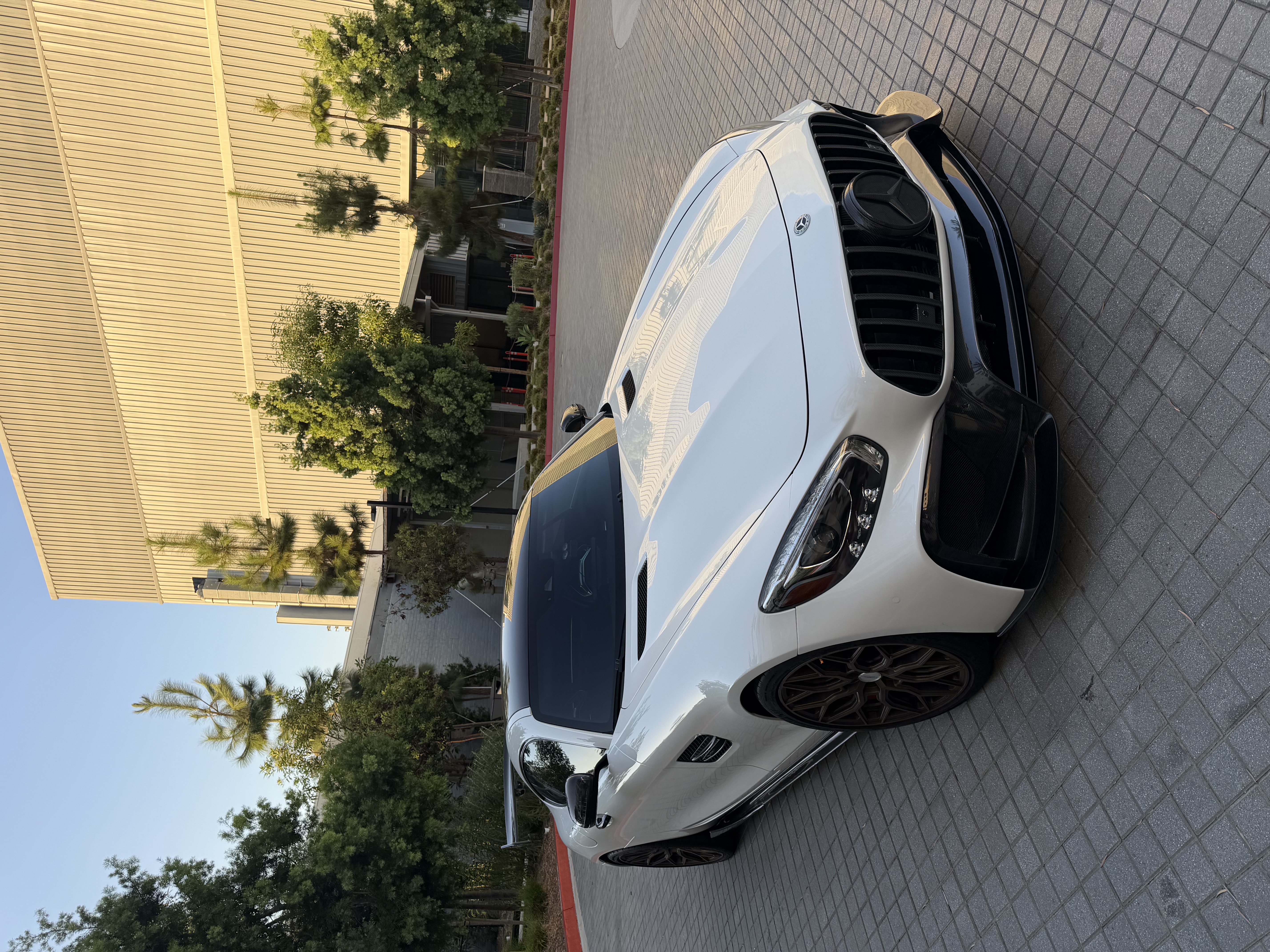 Used 2016 Mercedes-Benz AMG GT S w/ Exclusive Interior Package image 11
