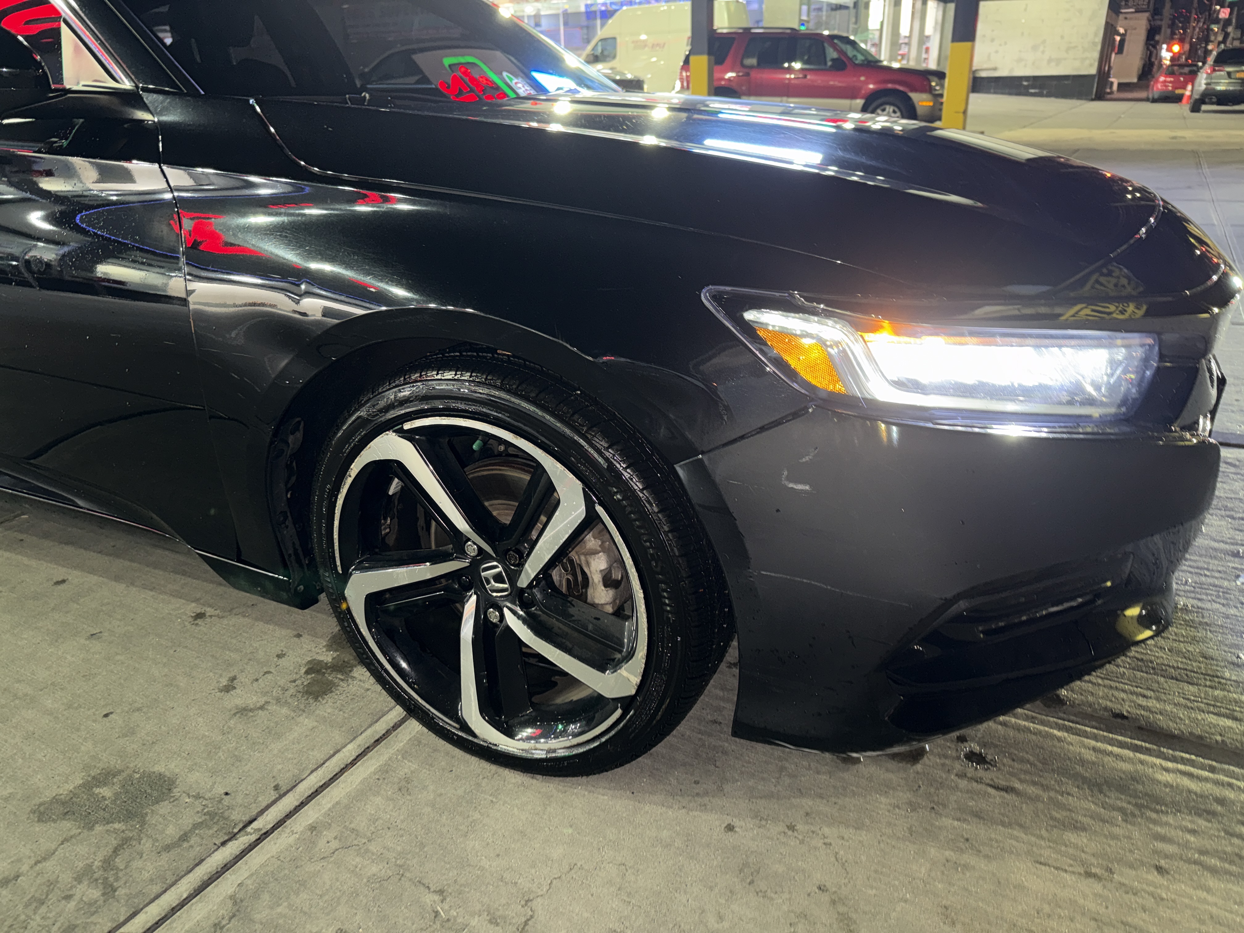 Used 2018 Honda Accord Sport image 15