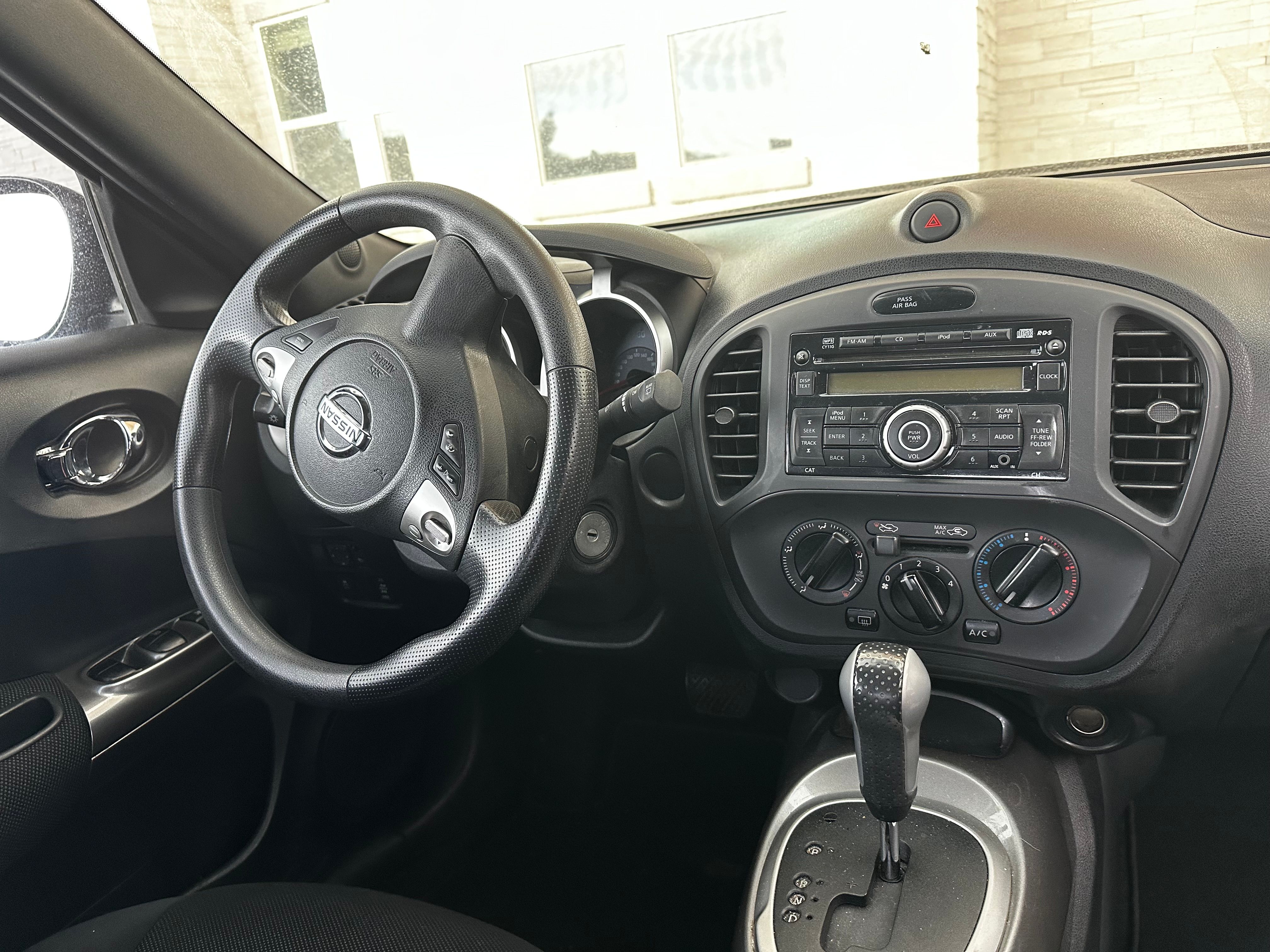 Used 2013 Nissan Juke S AWD/4WD image 8