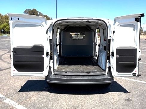Used 2017 RAM ProMaster City Tradesman w/ Rear Back-up Camera Group FWD image 9