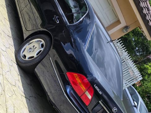 Used 2002 Lexus LS 430 image 8