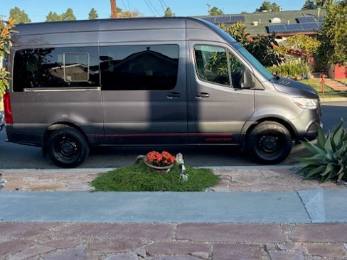 Used 2022 Mercedes-Benz Sprinter 2500 image 14