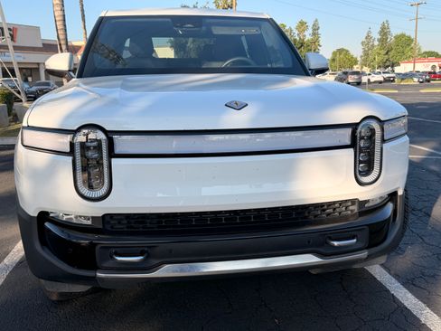 Used 2023 Rivian R1T Adventure image 11