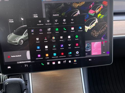 Used 2018 Tesla Model 3 Long Range image 16