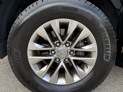 Used 2019 Lexus GX 460 Luxury image 16