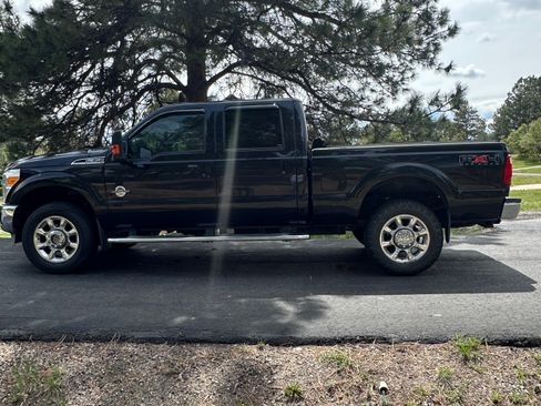 Used 2011 Ford F350 Lariat w/ Lariat Ultimate Pkg AWD/4WD image 2