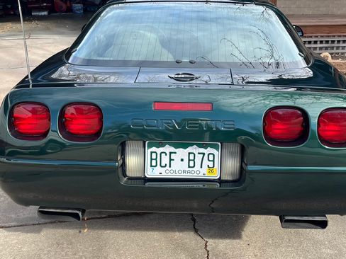 Used 1996 Chevrolet Corvette Coupe image 5