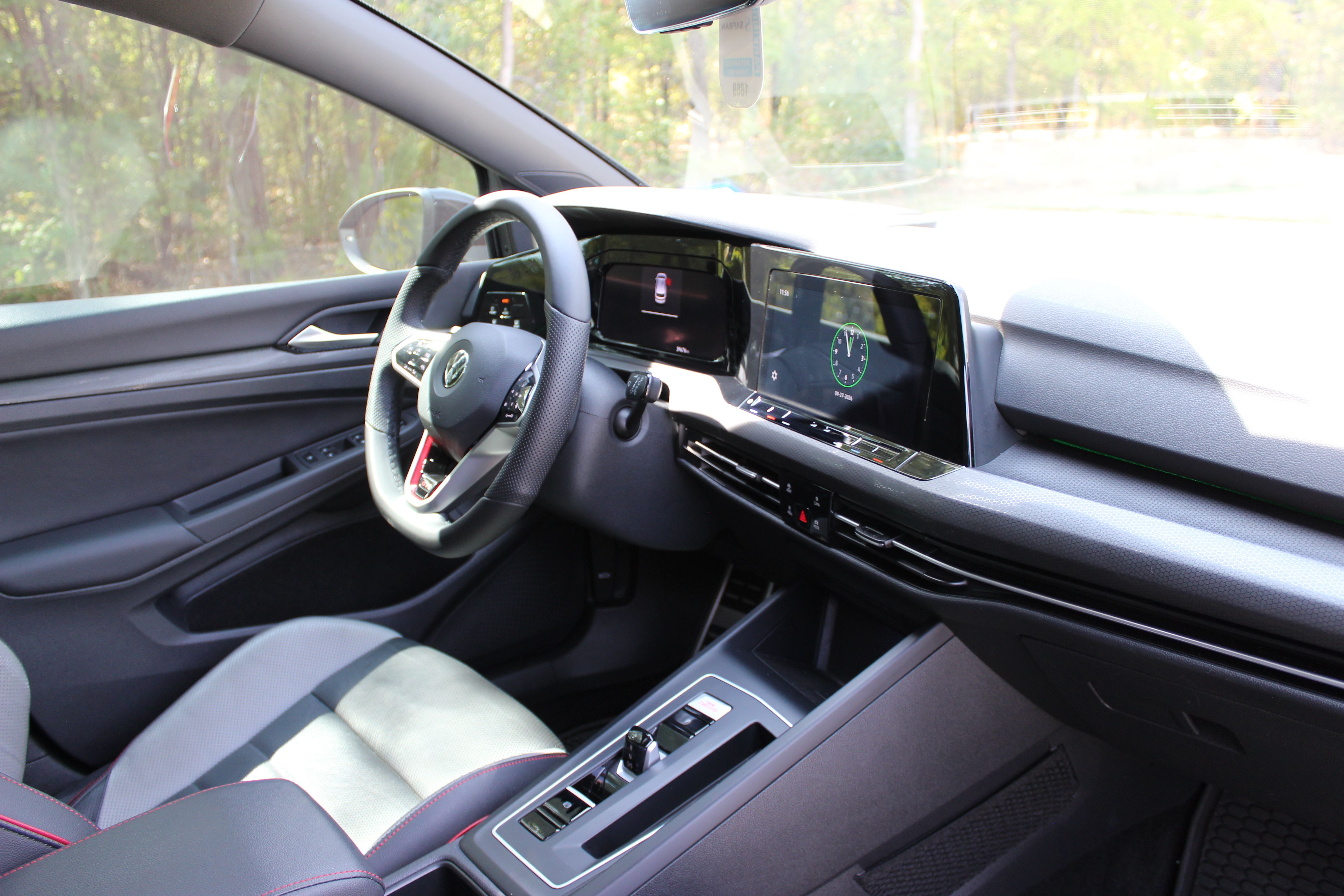 Used 2022 Volkswagen GTI Autobahn FWD image 29