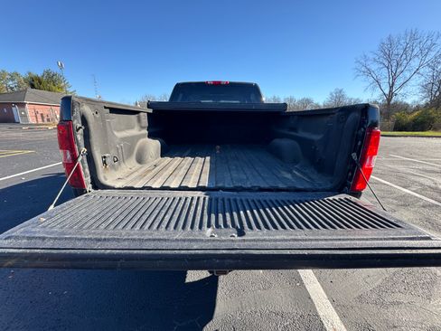 Used 2010 Chevrolet Silverado 2500 LTZ w/ Convenience Package image 19