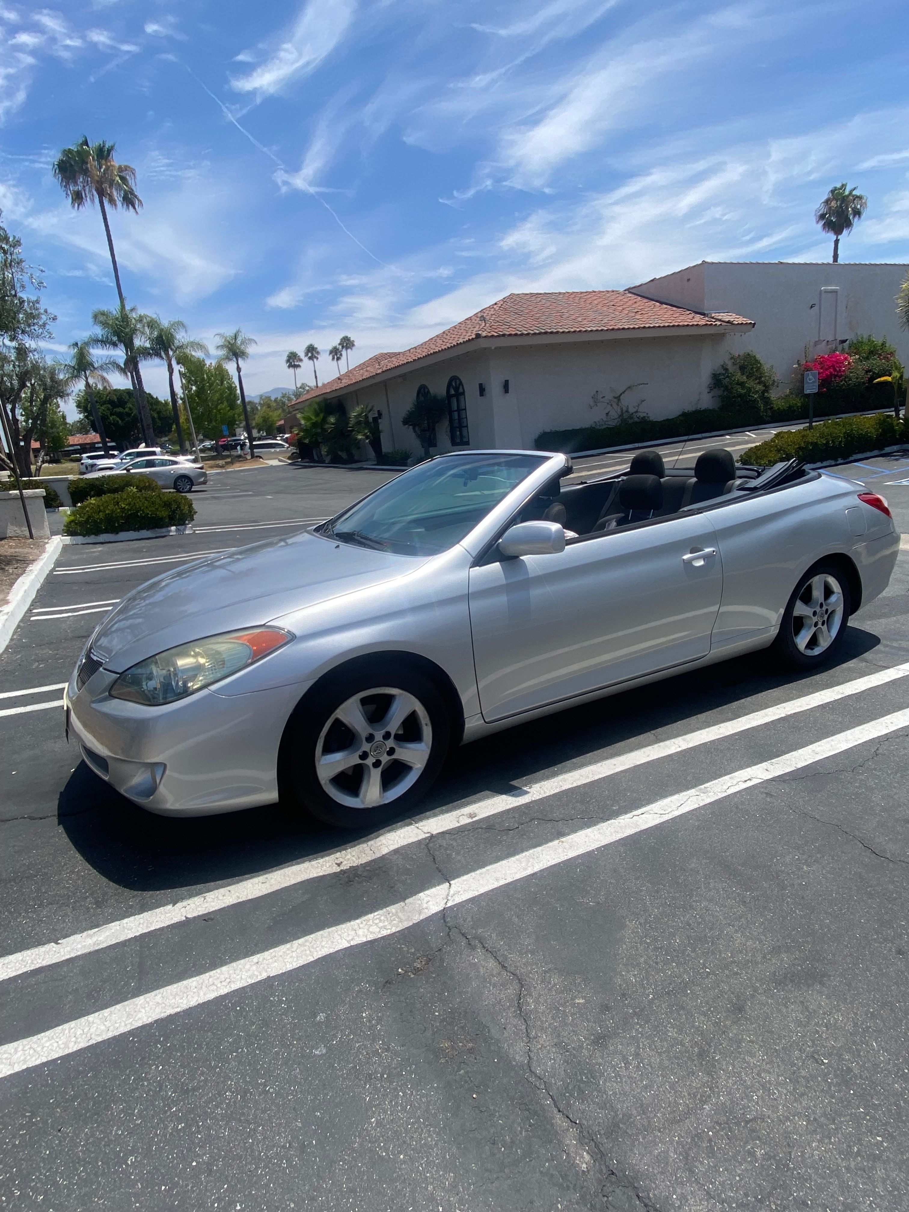 Used 2005 Toyota Solara SE FWD image 6