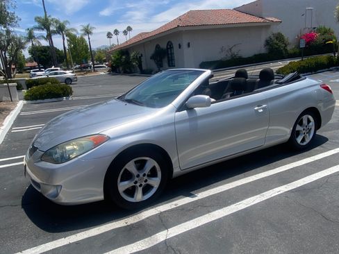 Used 2005 Toyota Solara SE FWD image 6