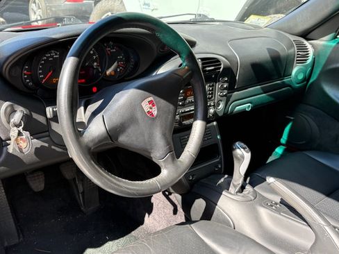Used 2003 Porsche 911 Carrera image 8