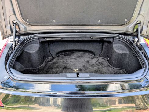 Used 2004 Nissan 350Z Touring image 12